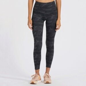 VUORI WOMEN'S CLEAN ELEVATION LEGGING Black Camo